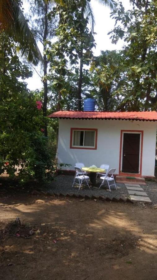 Sereno Farms Hotel Alibag Exterior photo